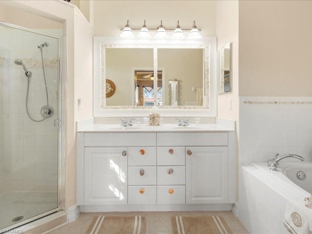 7918 Haven DR # 2, NAPLES FL 34104-18