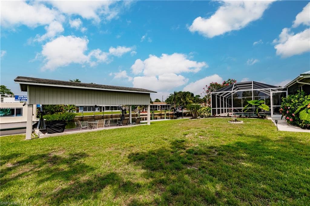 330 Bamboo DR, NORTH FORT MYERS FL 33917-41