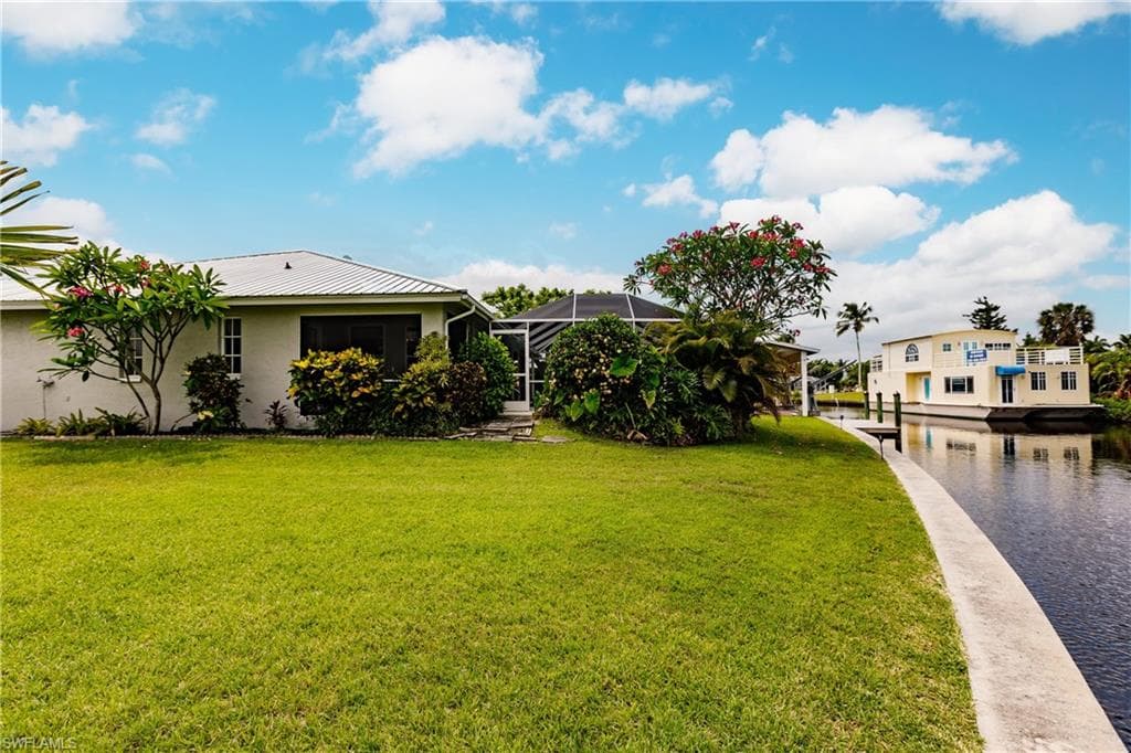 330 Bamboo DR, NORTH FORT MYERS FL 33917-46