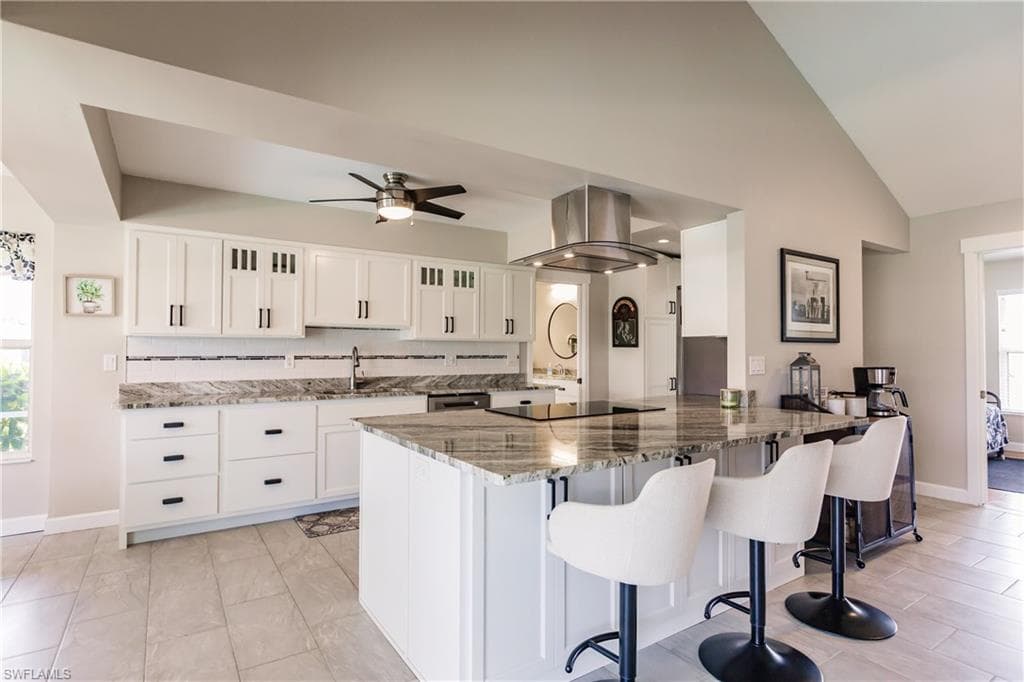 330 Bamboo DR, NORTH FORT MYERS FL 33917-8