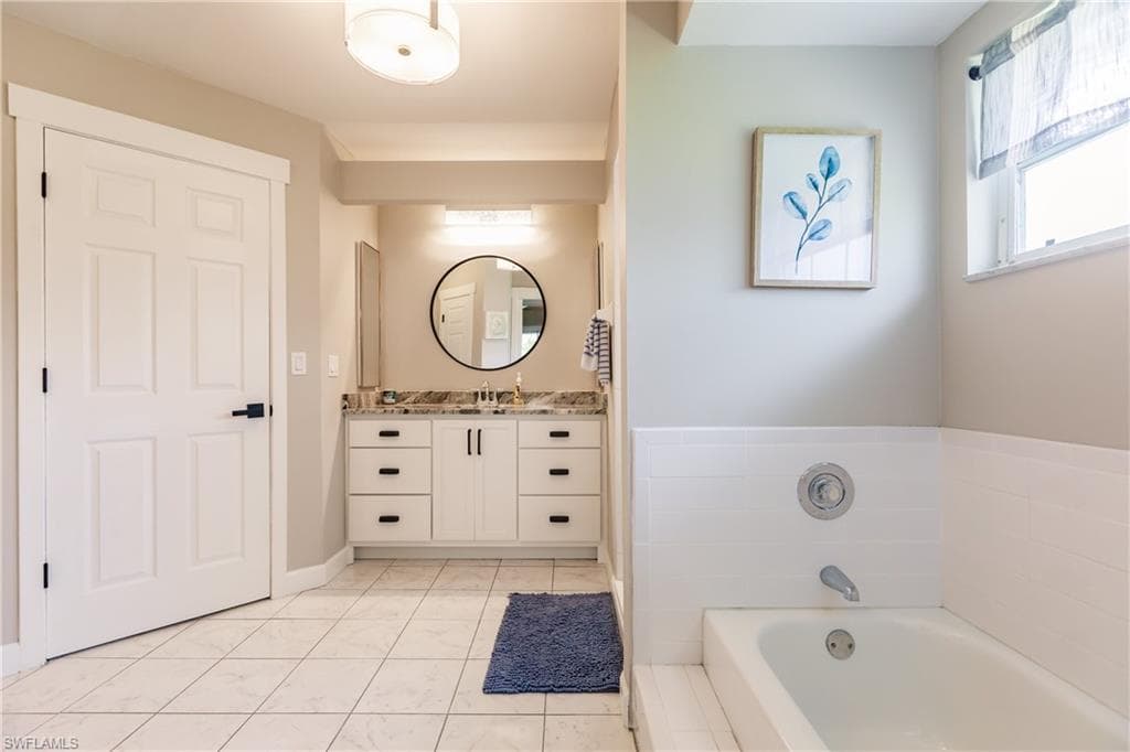 330 Bamboo DR, NORTH FORT MYERS FL 33917-17