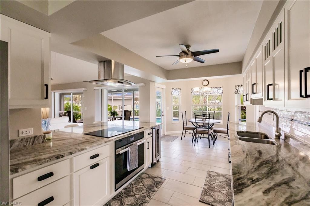 330 Bamboo DR, NORTH FORT MYERS FL 33917-10