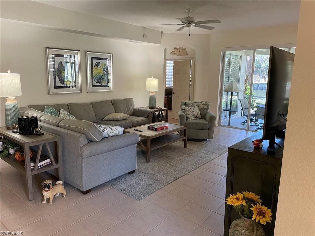 2288 Ashton Oaks LN # 103, NAPLES FL 34109-2