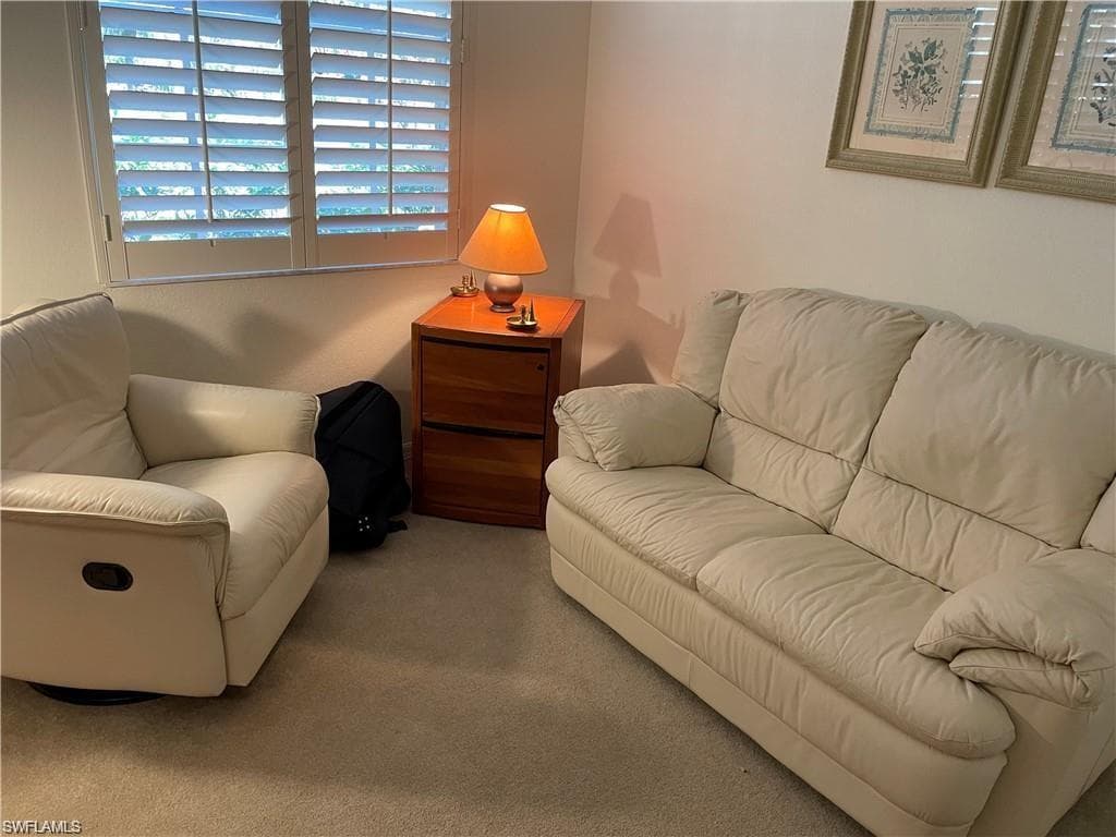 2288 Ashton Oaks LN # 103, NAPLES FL 34109-17