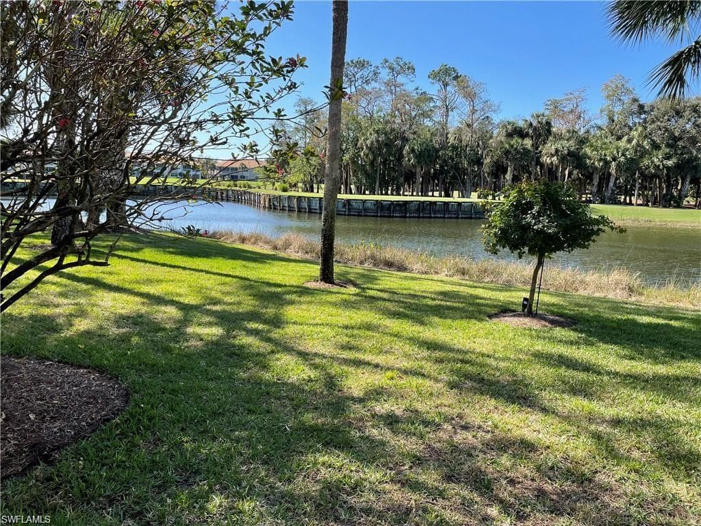 2288 Ashton Oaks LN # 103, NAPLES FL 34109-20
