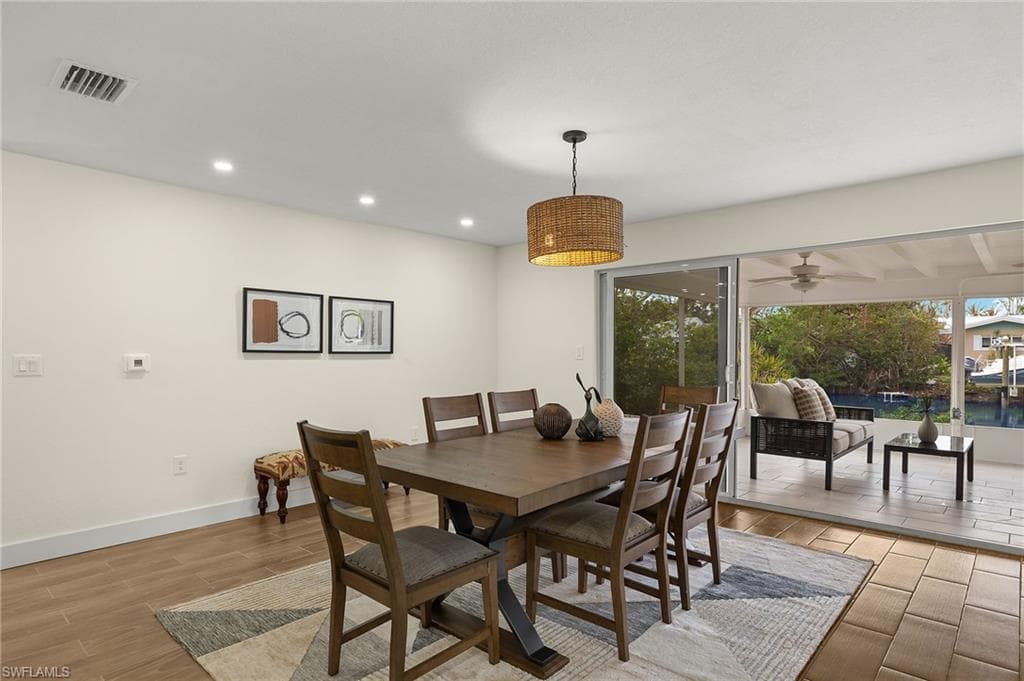 5869 Pine Tree DR, SANIBEL FL 33957-12