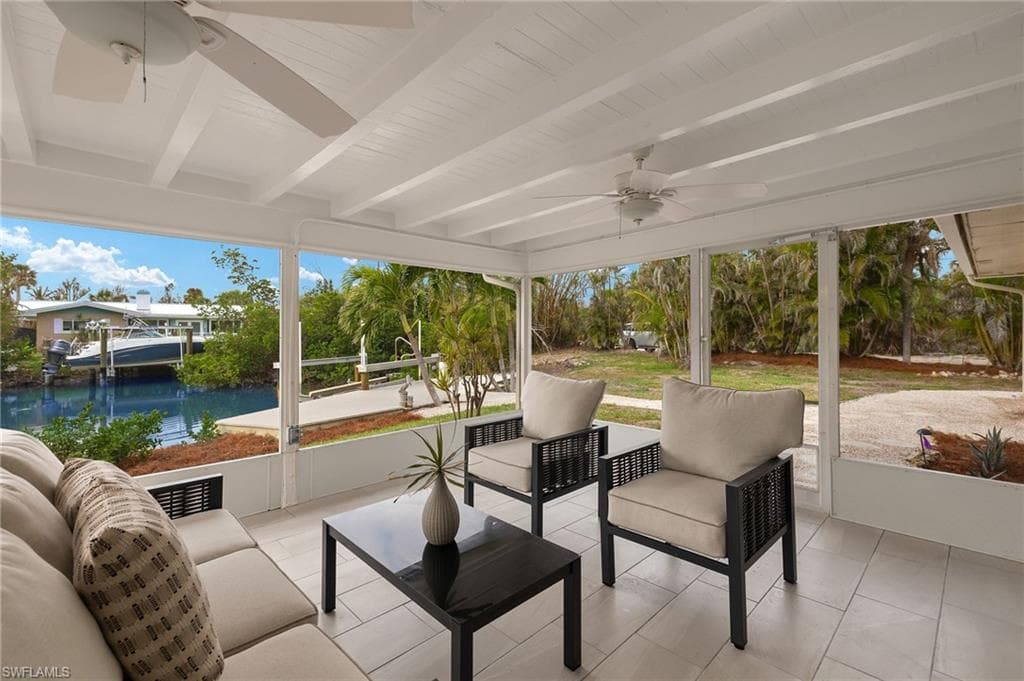5869 Pine Tree DR, SANIBEL FL 33957-2