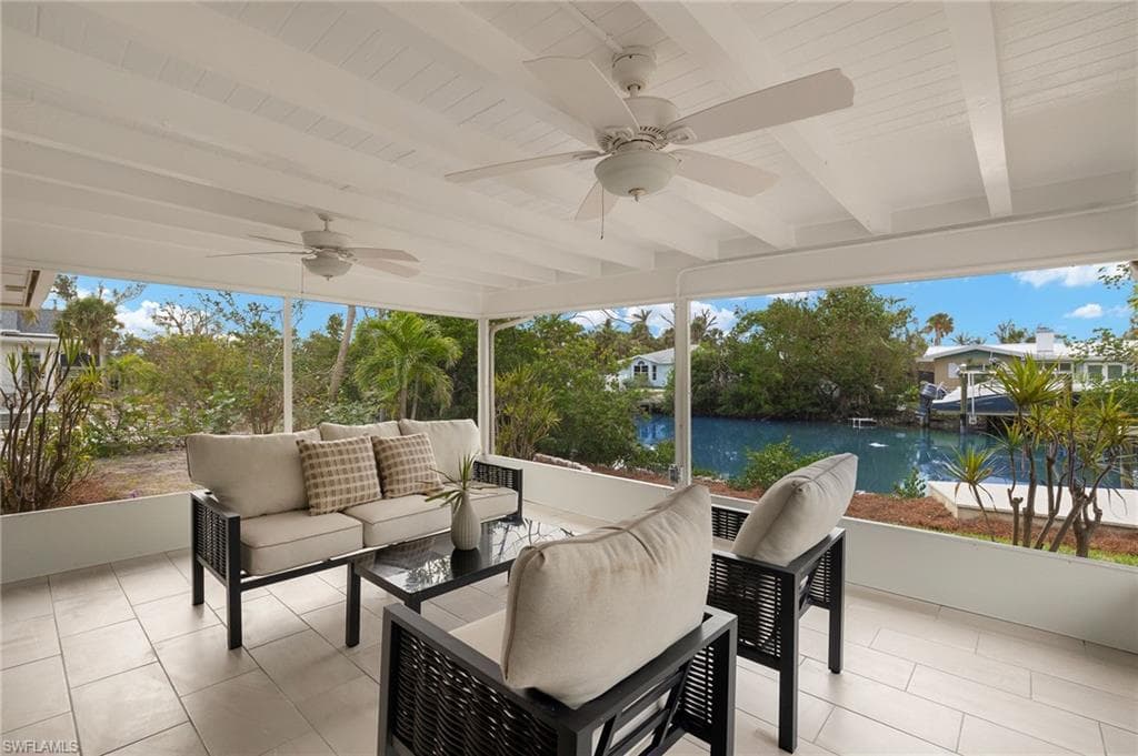 5869 Pine Tree DR, SANIBEL FL 33957-3