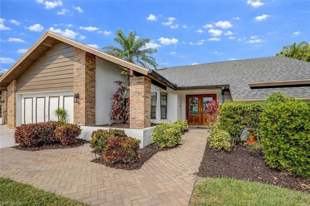 8746 Banyan Cove CIR, FORT MYERS FL 33919-1