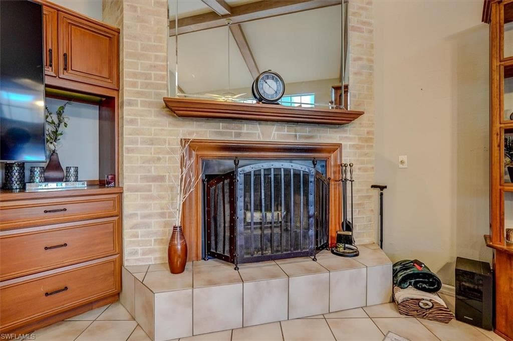 8746 Banyan Cove CIR, FORT MYERS FL 33919-25