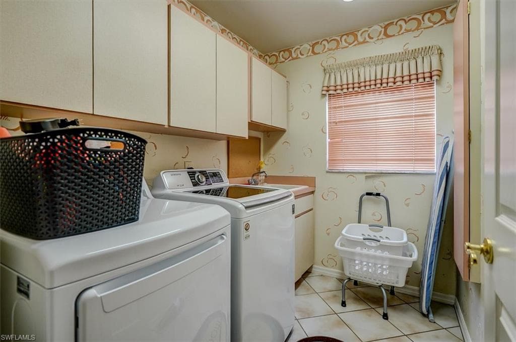 8746 Banyan Cove CIR, FORT MYERS FL 33919-31