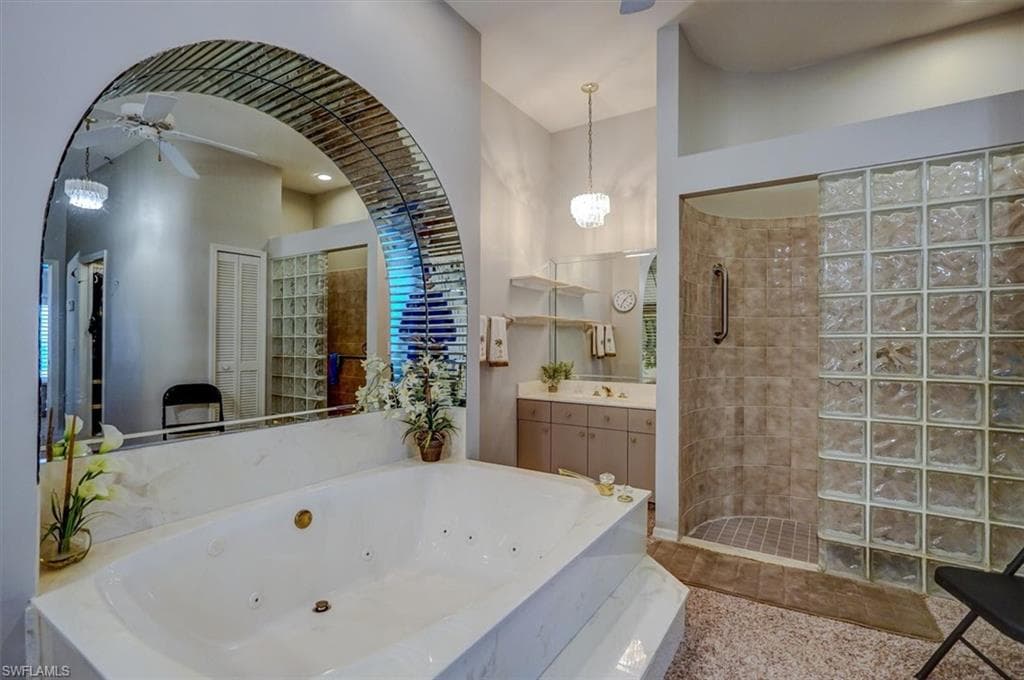 8746 Banyan Cove CIR, FORT MYERS FL 33919-13