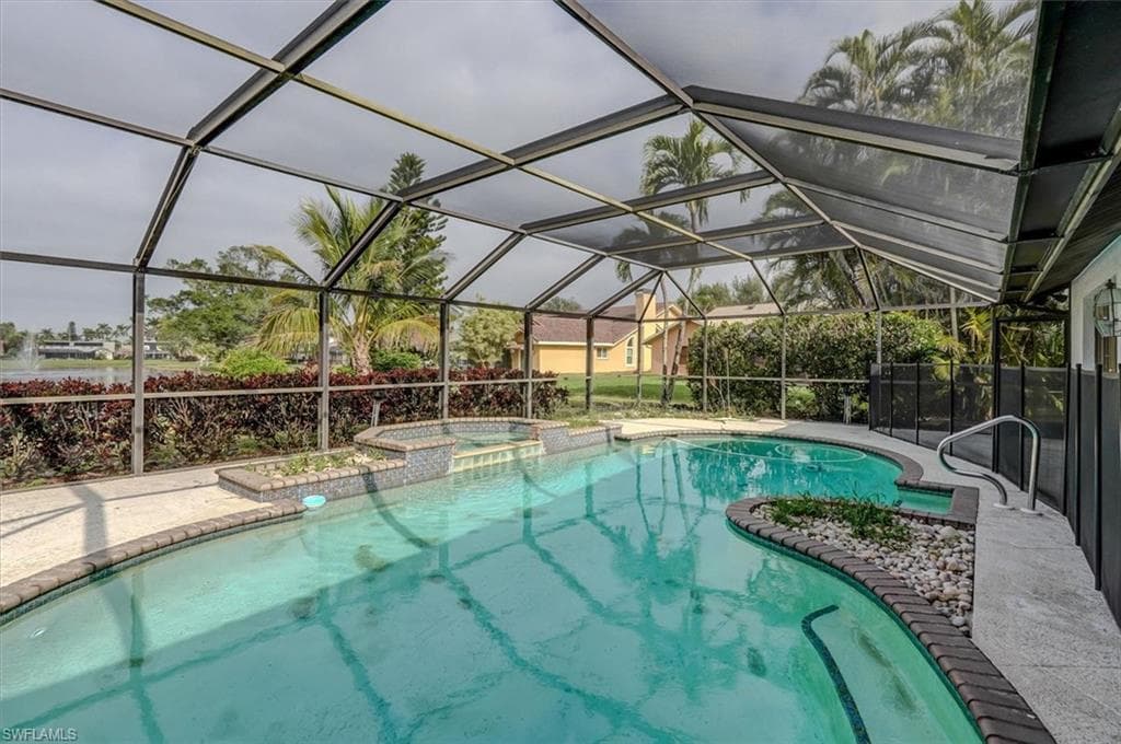 8746 Banyan Cove CIR, FORT MYERS FL 33919-40