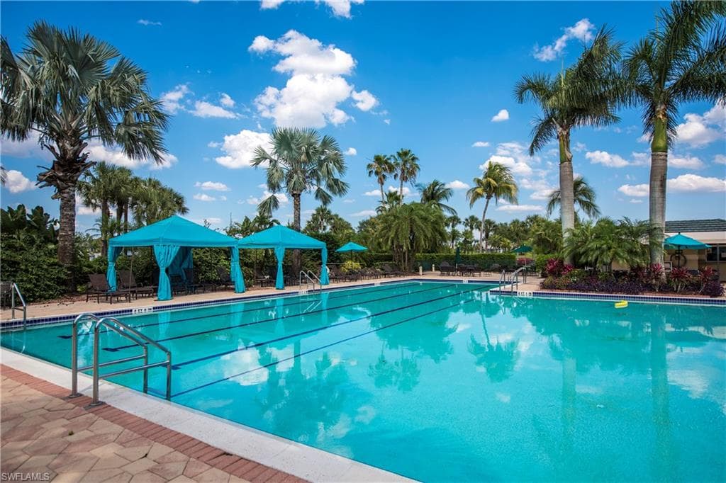 3099 Lancaster DR # 701, NAPLES FL 34105-22