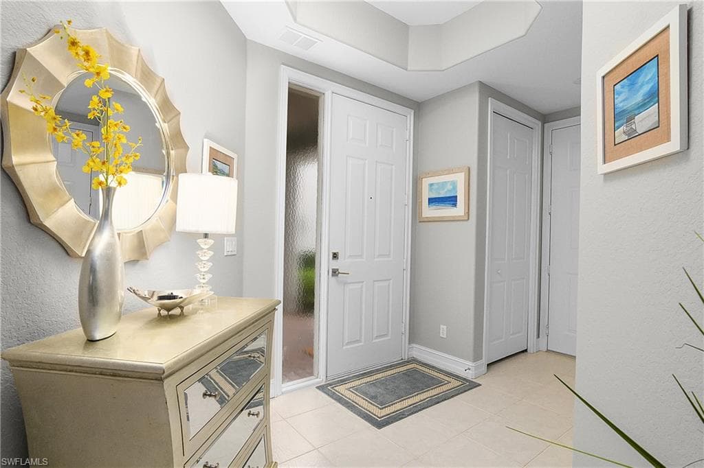 3099 Lancaster DR # 701, NAPLES FL 34105-1