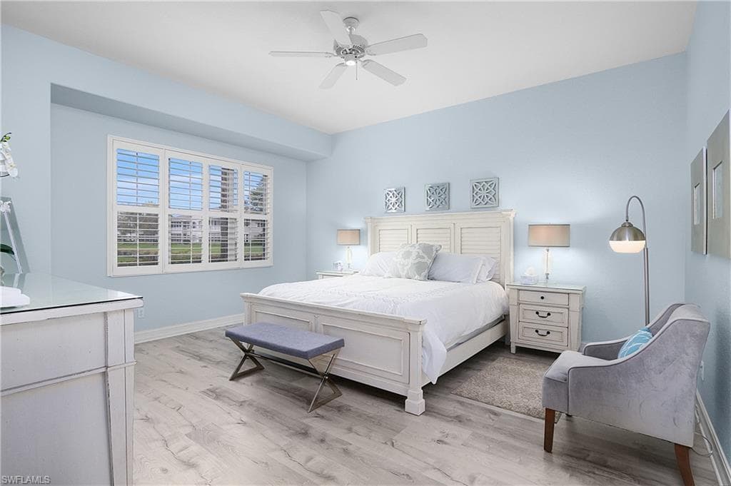 3099 Lancaster DR # 701, NAPLES FL 34105-12