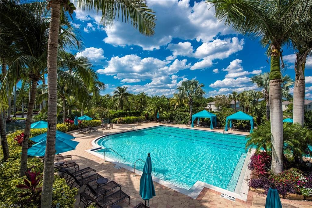 3099 Lancaster DR # 701, NAPLES FL 34105-21