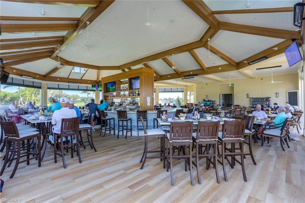 3099 Lancaster DR # 701, NAPLES FL 34105-27