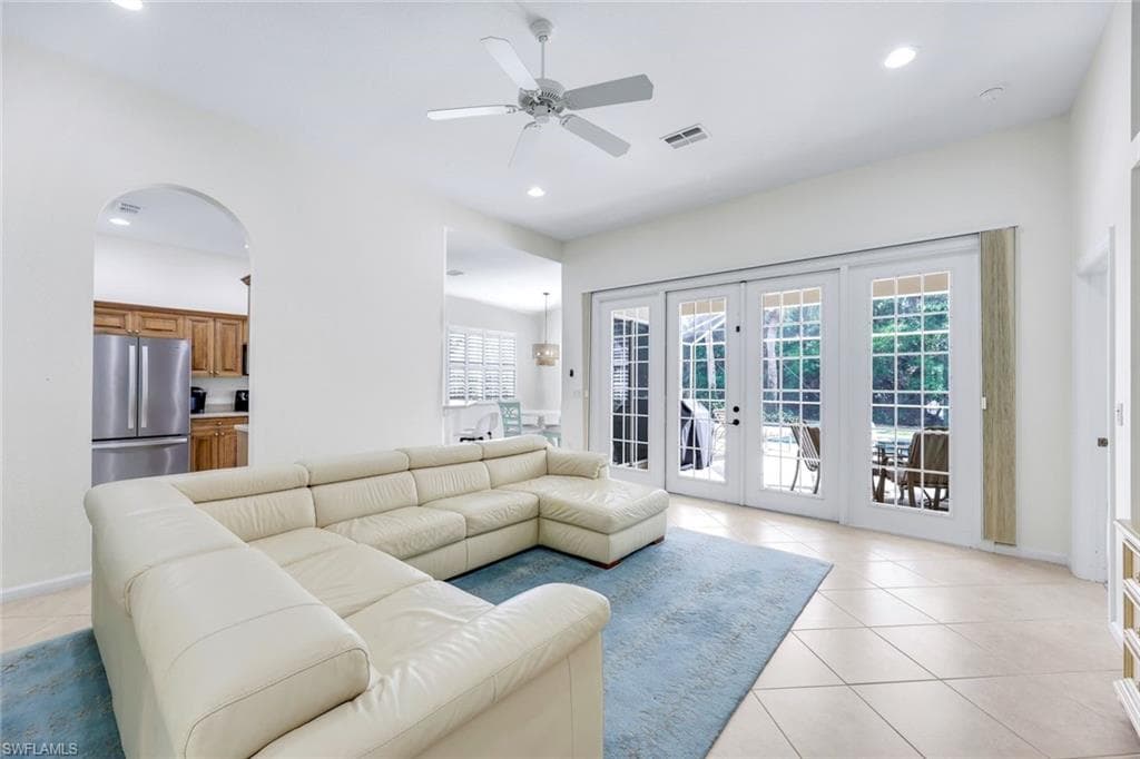 9375 Oak Strand DR, ESTERO FL 34135-5