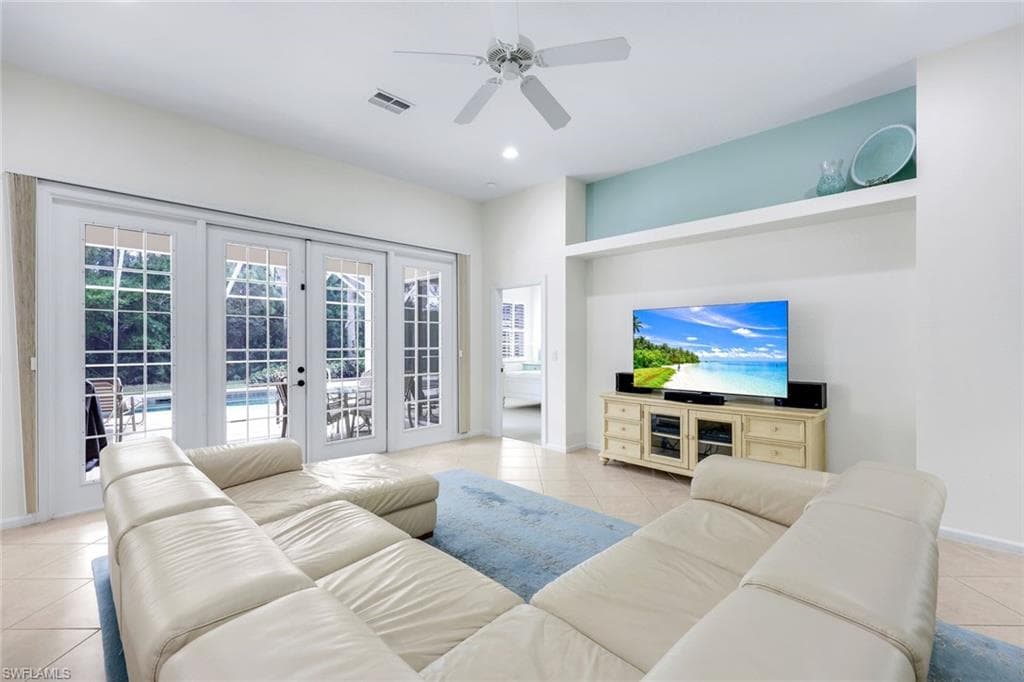 9375 Oak Strand DR, ESTERO FL 34135-4