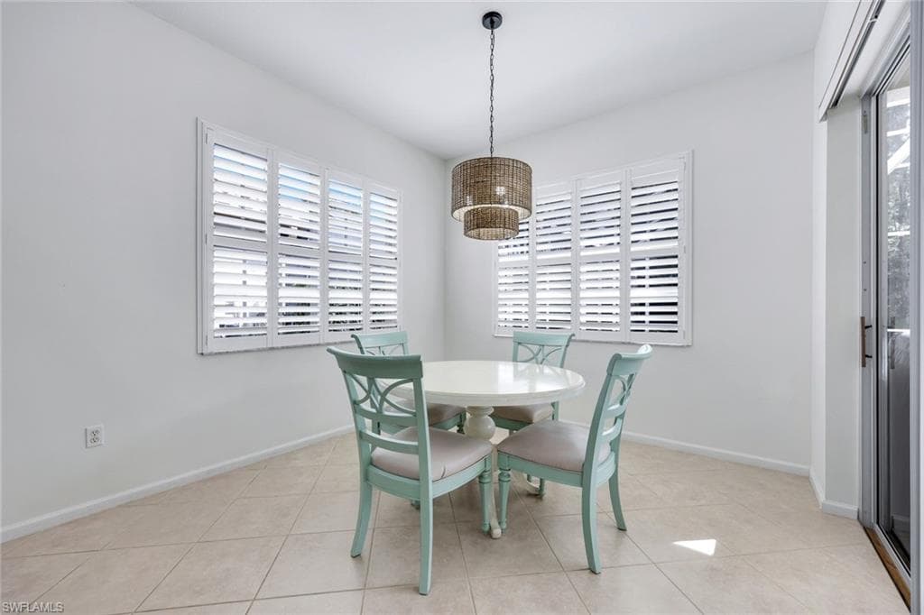 9375 Oak Strand DR, ESTERO FL 34135-7