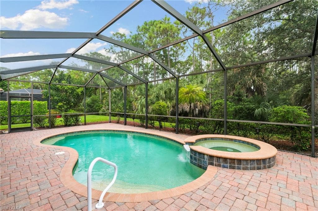 3915 Treasure Cove CIR, NAPLES FL 34114-1