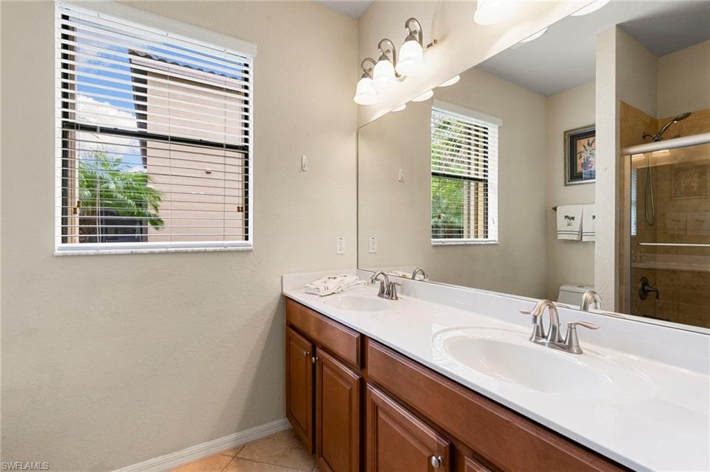 3915 Treasure Cove CIR, NAPLES FL 34114-23