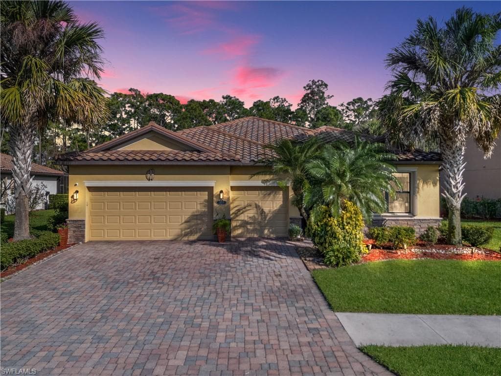 3915 Treasure Cove CIR, NAPLES FL 34114-36