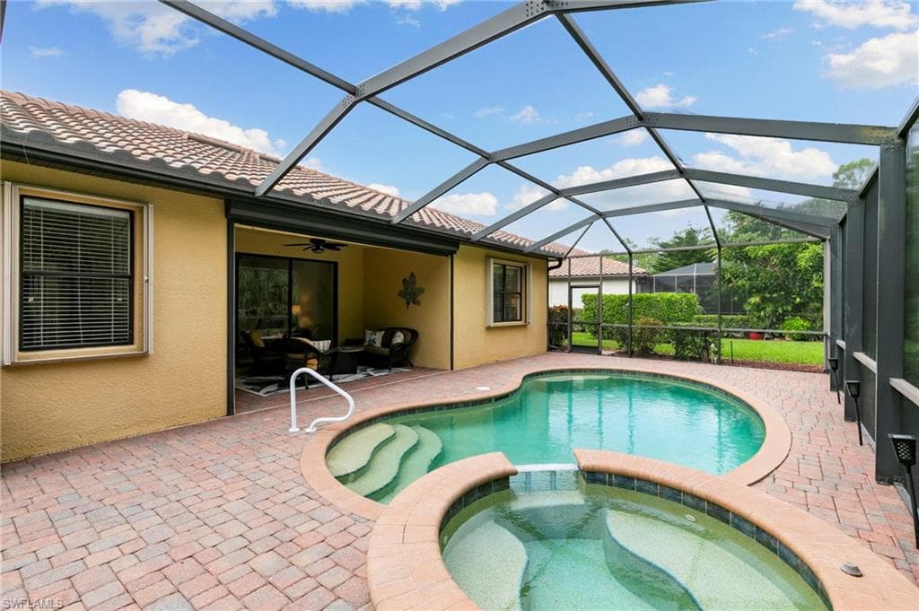 3915 Treasure Cove CIR, NAPLES FL 34114-30