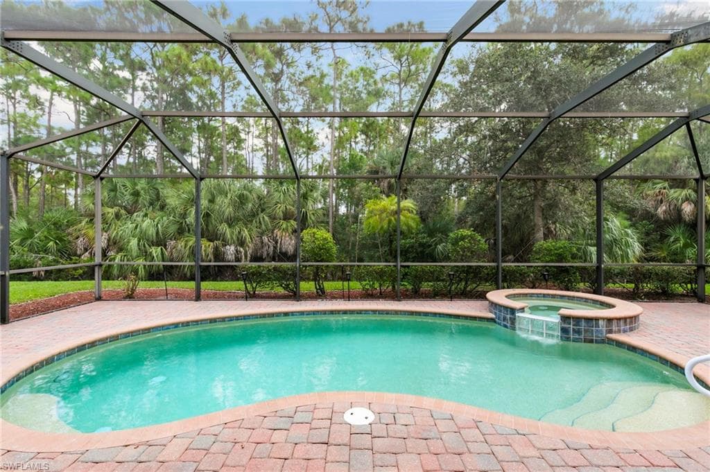 3915 Treasure Cove CIR, NAPLES FL 34114-28