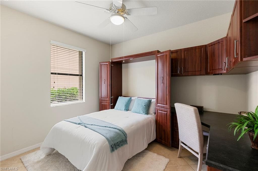 3915 Treasure Cove CIR, NAPLES FL 34114-24