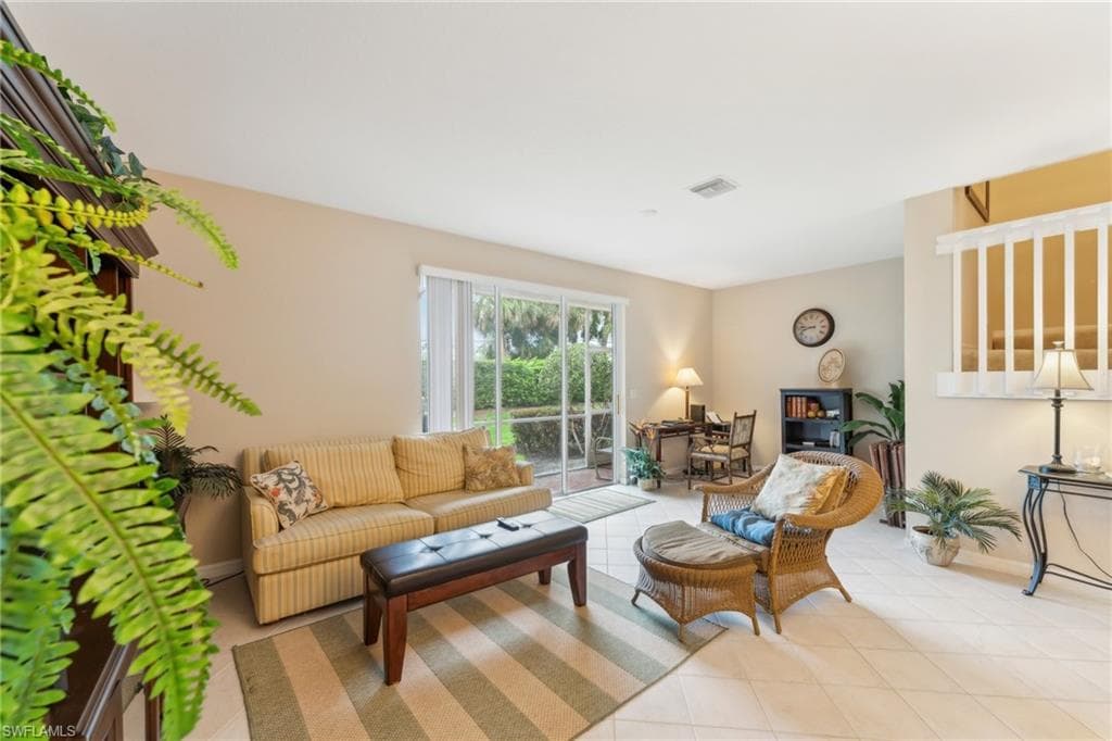 3327 Dandolo CIR, CAPE CORAL FL 33909-4