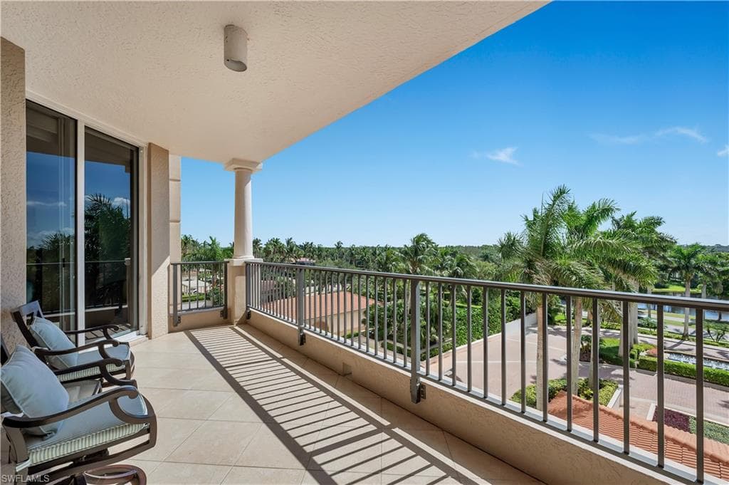 23850 Via Italia CIR # 404, ESTERO FL 34134-28