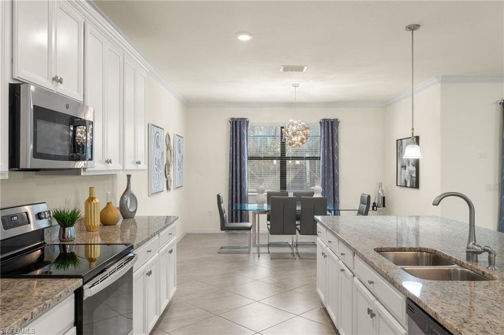 11892 Hickory Estate CIR, FORT MYERS FL 33913-12
