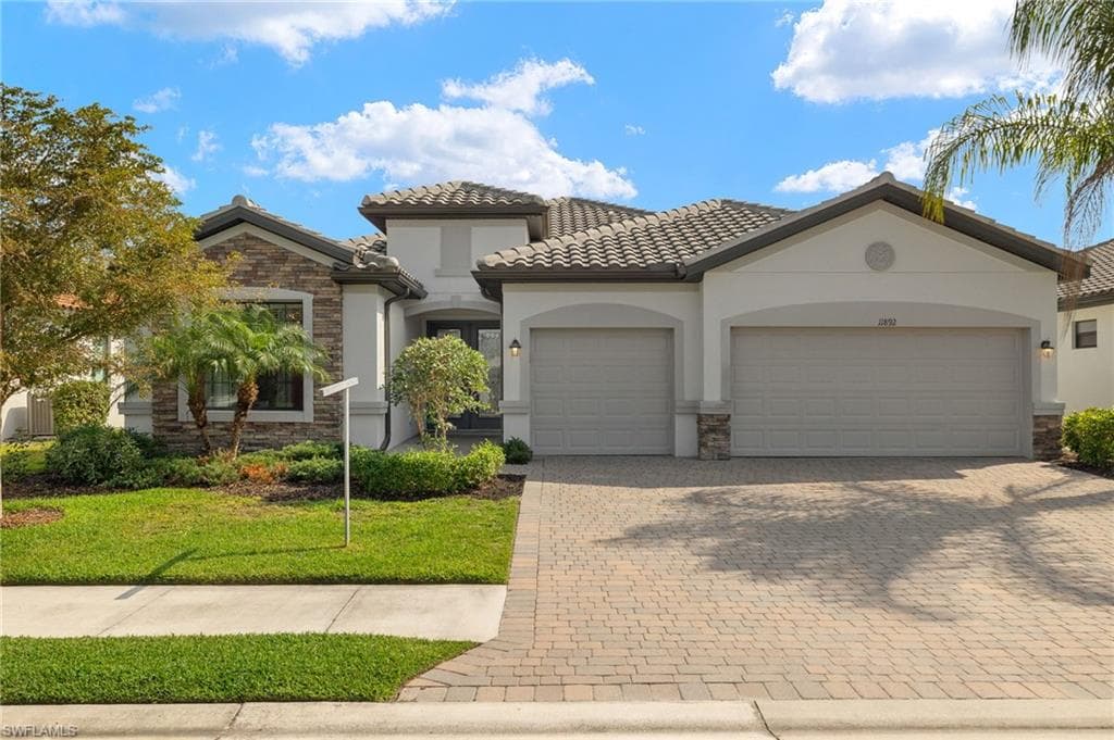 11892 Hickory Estate CIR, FORT MYERS FL 33913-2
