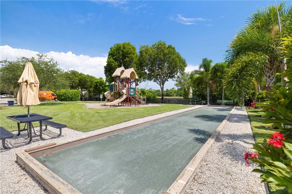 12955 Positano CIR # 104, NAPLES FL 34105-22