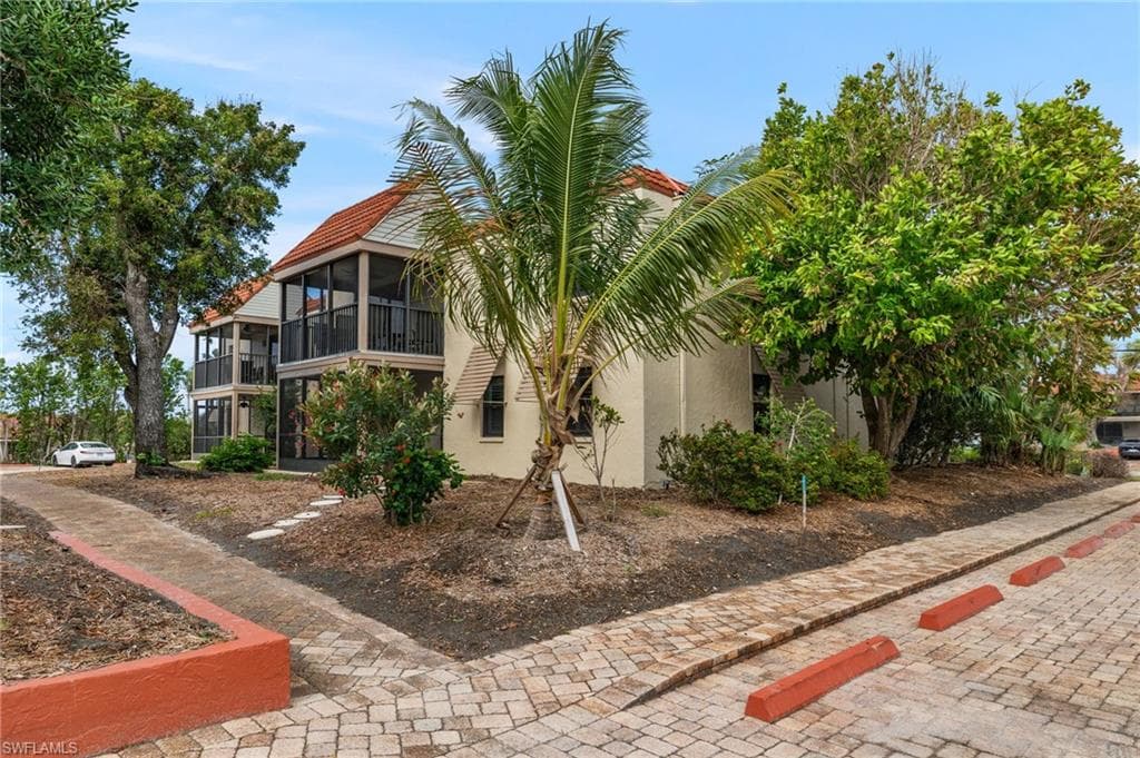845 E Gulf DR # 212, SANIBEL FL 33957-22