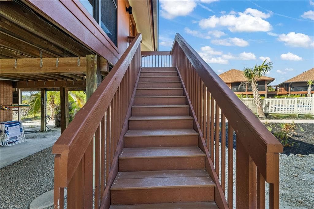 1811 Olde Middle Gulf DR # 10, SANIBEL FL 33957-22