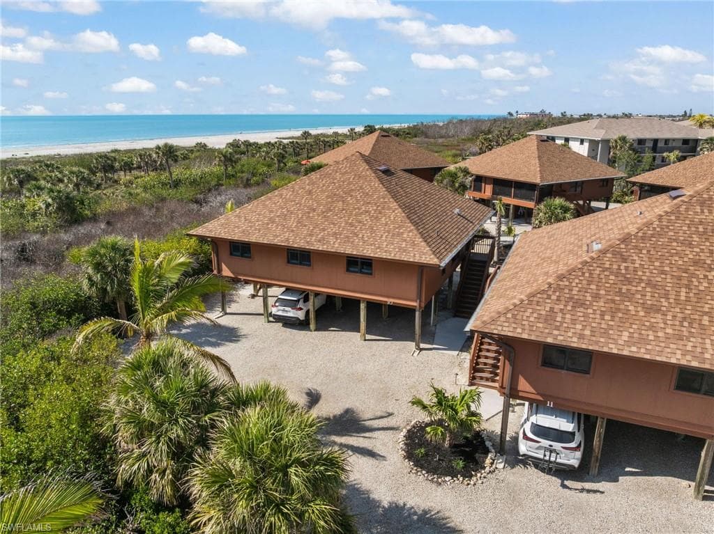 1811 Olde Middle Gulf DR # 10, SANIBEL FL 33957-29