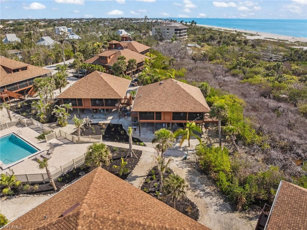 1811 Olde Middle Gulf DR # 10, SANIBEL FL 33957-32