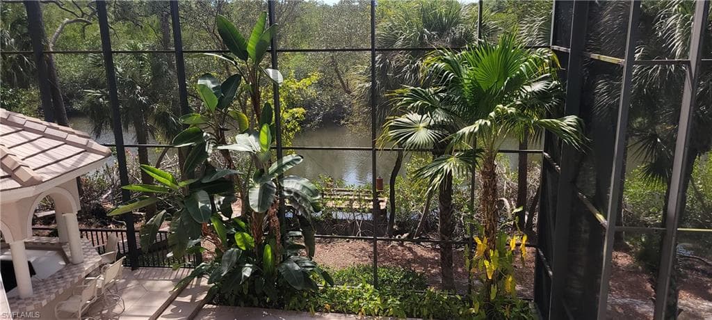 1269 Pocantico LN-39