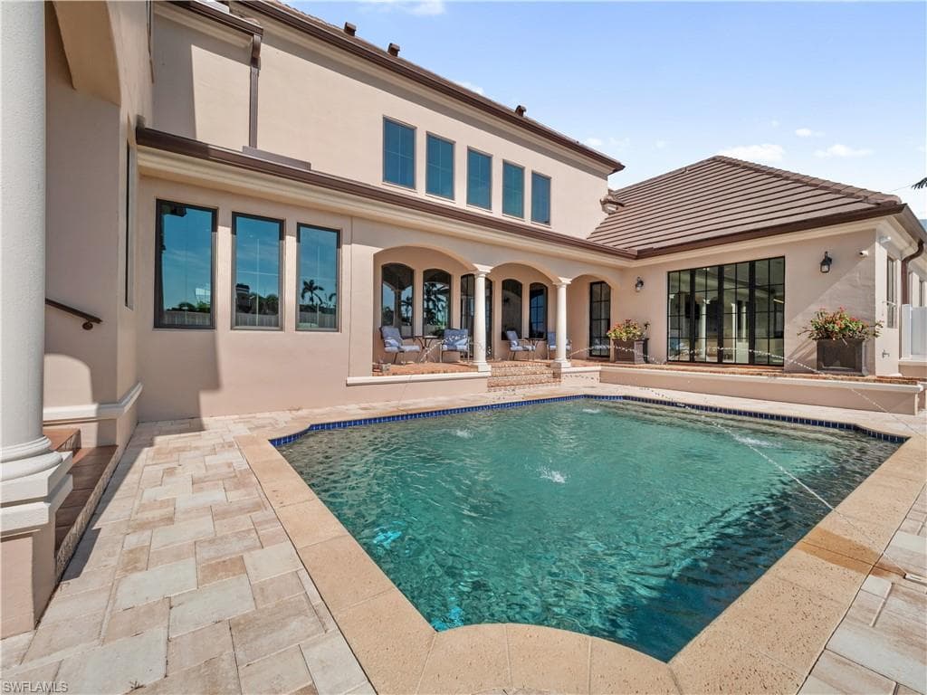 6005 W Riverside DR, FORT MYERS FL 33919-21