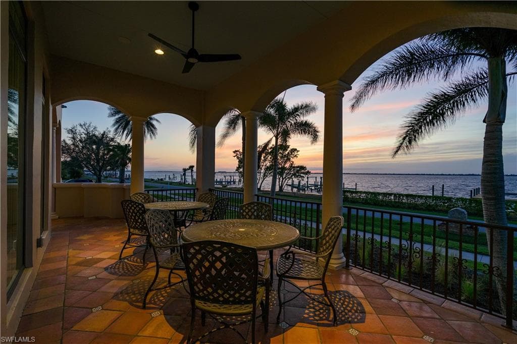 6005 W Riverside DR, FORT MYERS FL 33919-27