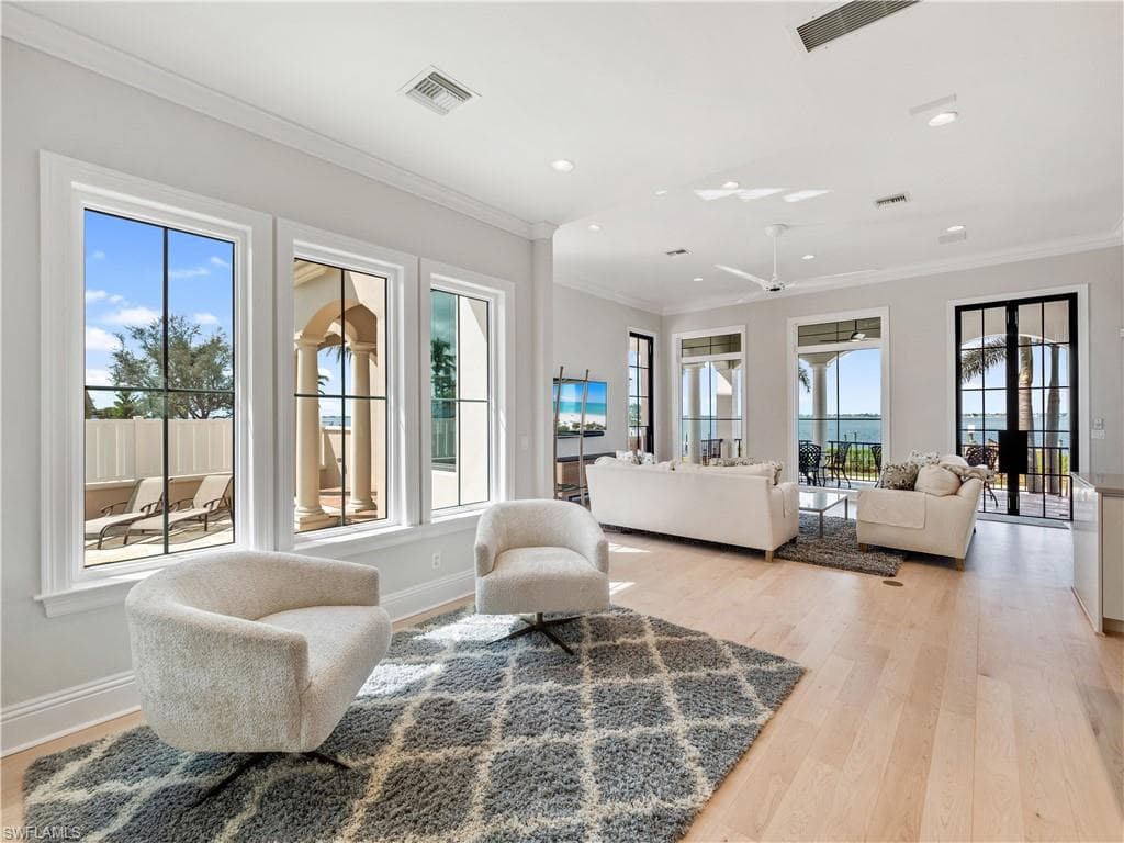 6005 W Riverside DR, FORT MYERS FL 33919-14