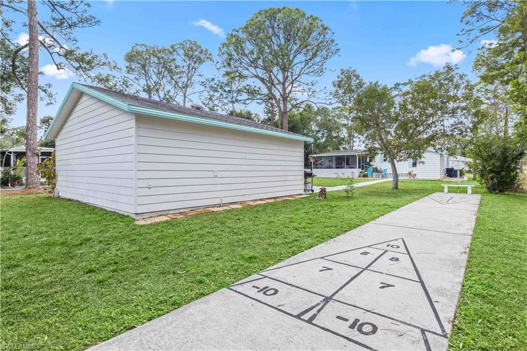 7713 Ebson DR, NORTH FORT MYERS FL 33917-24