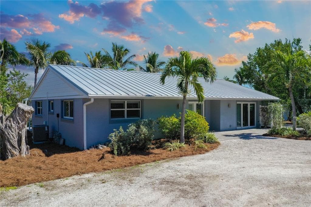 16891 Captiva DR, CAPTIVA FL 33924-43