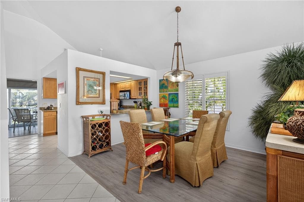 12130 Siesta DR, FORT MYERS BEACH FL 33931-4