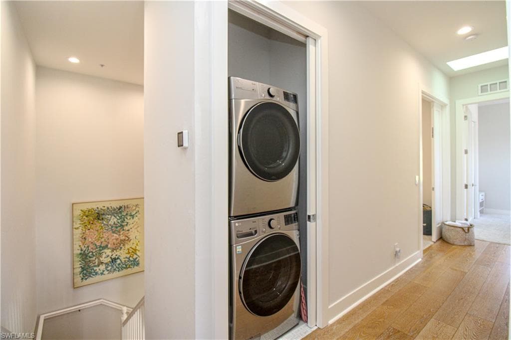 453 8th AVE S # 106, NAPLES FL 34102-28