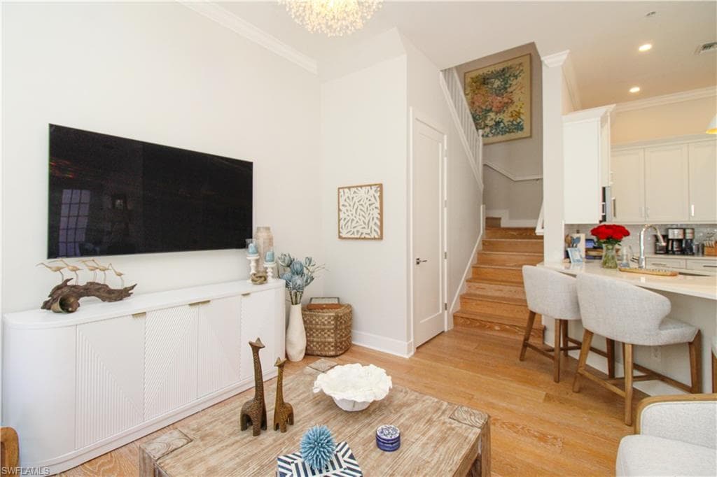 453 8th AVE S # 106, NAPLES FL 34102-24