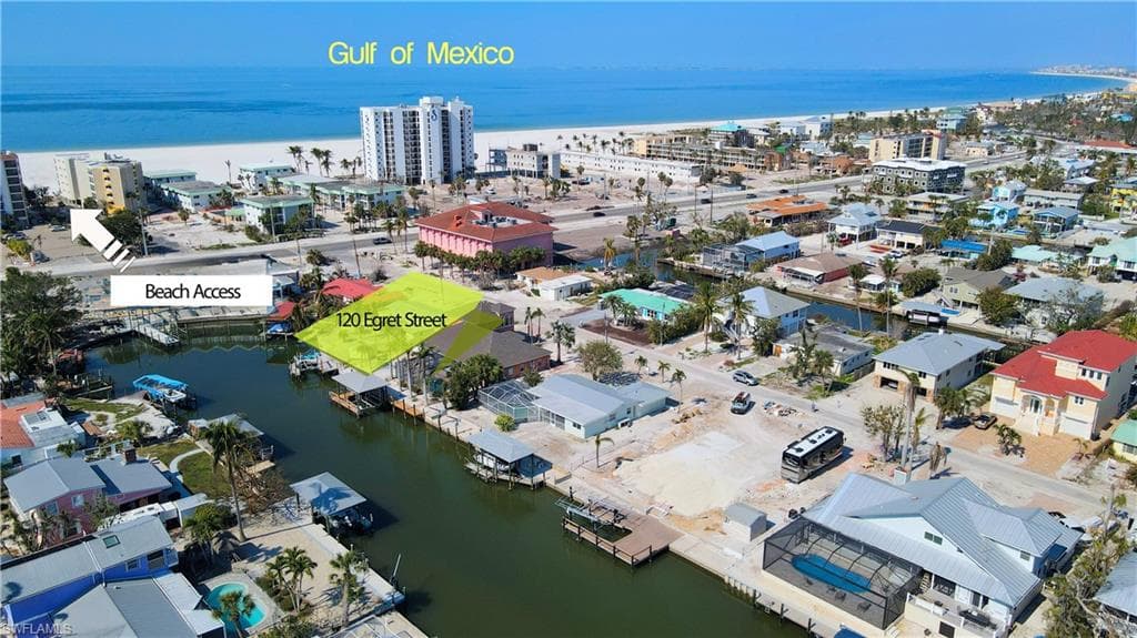 120 Egret ST, FORT MYERS BEACH FL 33931-2